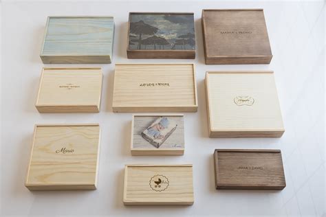 Cajas de cartón y de madera | LABORATORIO FOTOGRÁFICO COLOREX