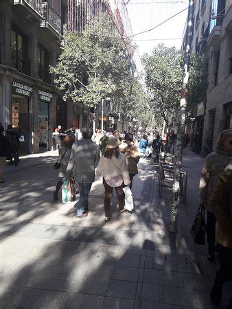 Calle de Fuencarral  Madrid, Spanien    omdömen