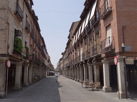 Calle Mayor de Alcalá de Henares   Dream Alcalá