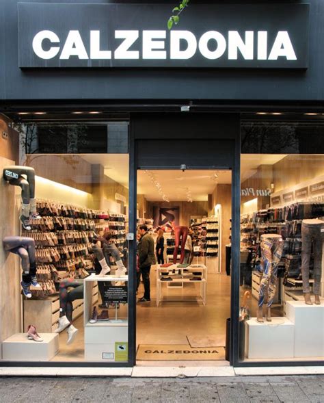 Calzedonia abre tienda en Arenal y refuerza su presencia ...