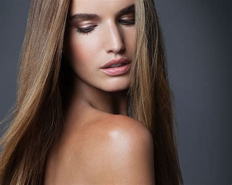 cambia de lado la raya de tu pelo | The Beauty Effect