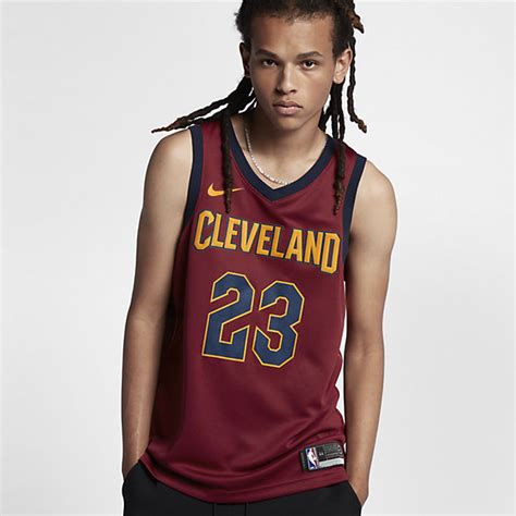 Camiseta Cleveland Cavaliers con rotulación LeBron James ...