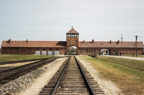 Campo de concentración de Auschwitz: cómo llegar desde ...