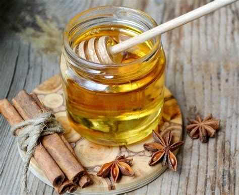 Canela y miel: beneficios de tomar 1 cucharada cada día