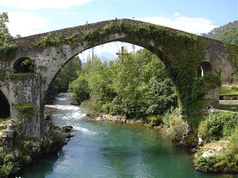 Cangas de Onís  Asturias  | Lugares con historia