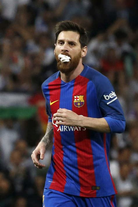 Capello asegura que el Madrid intenta lesionar a Messi ...