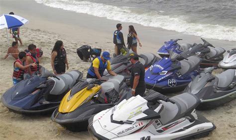 Caravana de motos acuáticas Yamaha recorre playas del sur ...