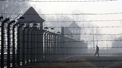 Cárcel por decir  campos de exterminio polacos