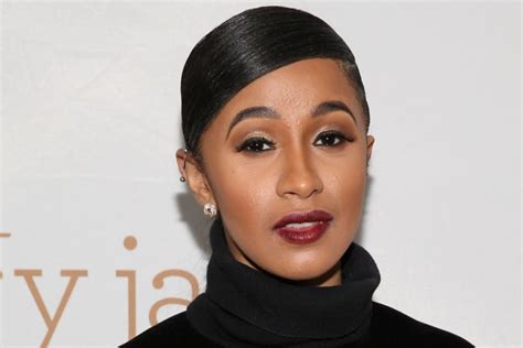 Cardi B: Age, Height, Weight, Real name, Booty, Instagram ...