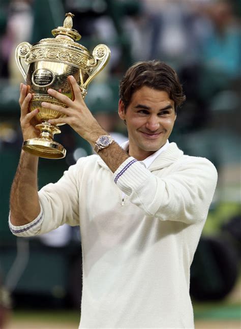 carnage and culture: Wimbledon 2012: Roger Federer appears ...