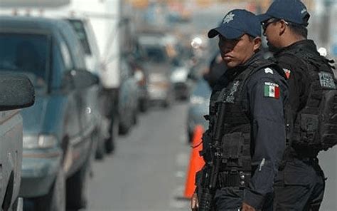 Cartel Gunmen Ambush and Kidnap Mexican Police near Texas ...