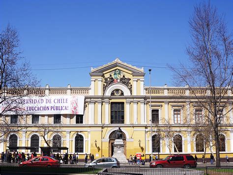 Casa Central Universidad de Chile | Turistik