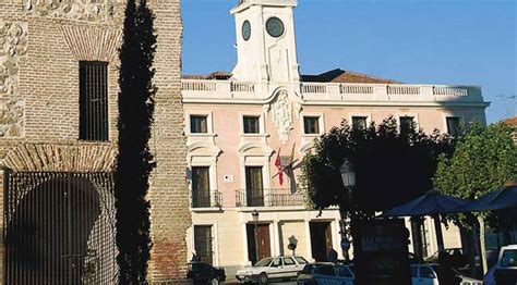 Casa Consistorial de Alcalá de Henares: monumentos en ...
