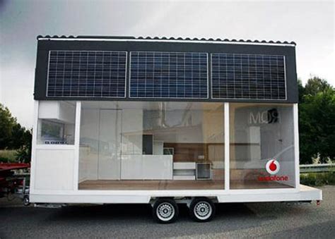 Casa móvil con paneles solares