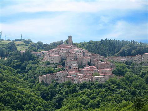 Castelnuovo di Val di Cecina   Wikipedia