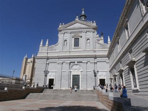Catedral de la Almudena, las tres visitas   Mirador Madrid