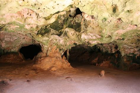 Caves of Aruba   Wikipedia