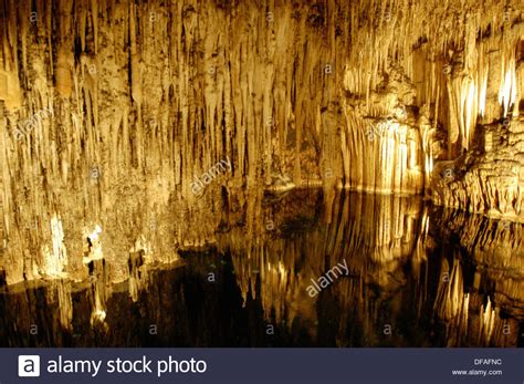 Caves Of Drach Porto Cristo Stockfotos & Caves Of Drach ...