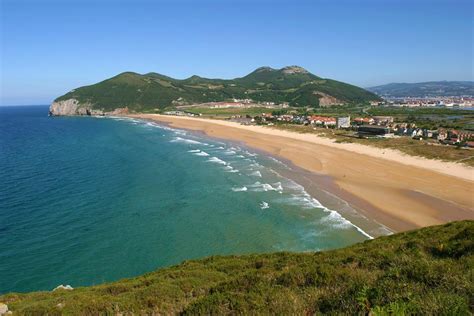 Celebramos el verano con un ‘book’ de playas de Cantabria ...