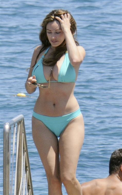 Celebrity life news photos: Kelly Brook ancora in bikini