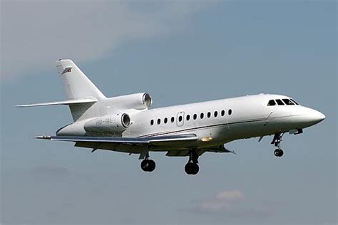 Charter flight with Falcon 900 / 900EX | AIRNETZ