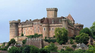 Château de Castelnau Bretenoux — Wikipédia
