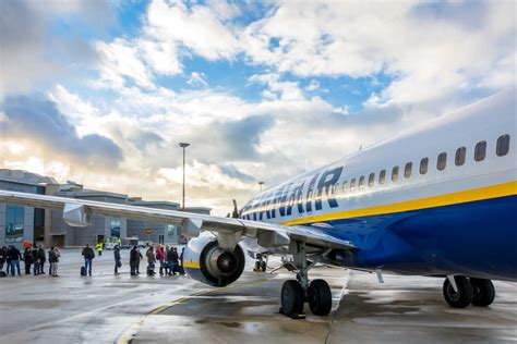 Cheap flights with Ryanair | BudgetAir.co.uk®