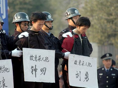 China Executed 2,400 Prisoners Last Year Says Human Rights ...