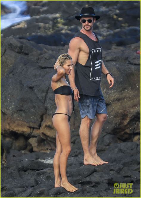 Chris Hemsworth Grabs Wife Elsa Pataky s Butt at the Beach ...