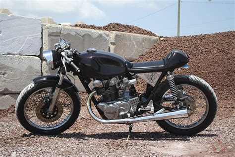 Classic Cafe CB450 Racer