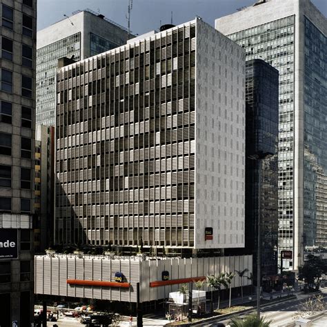 Clássicos da Arquitetura: Banco Sul Americano / Rino Levi ...