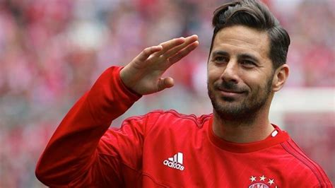 Claudio Pizarro verrät:  Ich will in München bleiben