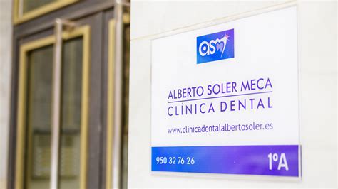 Clínicas dentales Alberto Soler Meca en Almería y Roquetas ...