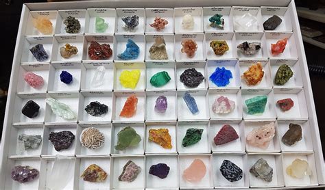 Colección de 54 minerales   Lloréns Minerals   Minerales ...