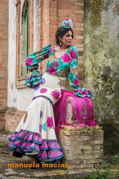 Colección de trajes de flamenca 2015   Manuela Macías Moda ...