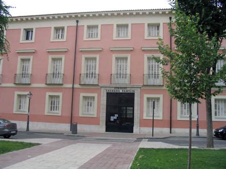 Colegio Sagrada Familia   Scholarum