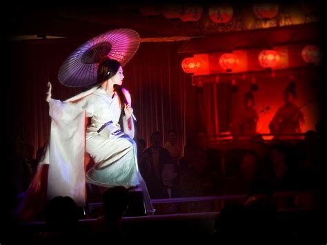 Colleen Atwood in Memoirs of a Geisha | Fabric Films