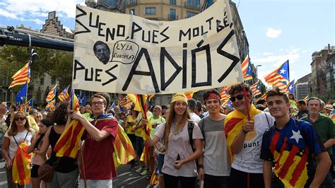 Comenzó la marcha por el Día de Cataluña con el trasfondo ...