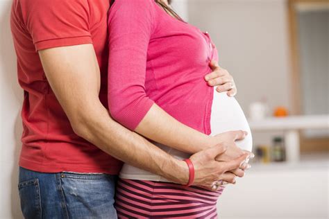 Cómo crece la barriga en el embarazo mes a mes | Lets ...
