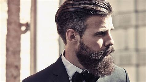 Como Cuidar tu Barba en 3 sencillos pasos