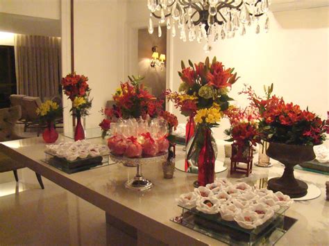 Como decorar a mesa com flores para eventos em casa ...