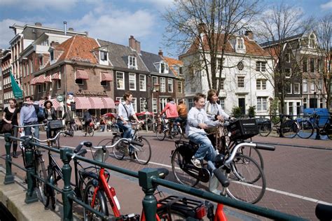 Cómo desplazarse en Ámsterdam   Turismo.org