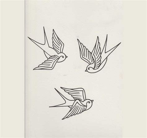 Cómo dibujar una golondrina como las usadas para tatuajes