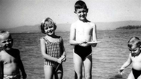 ¿Cómo era Mariano Rajoy cuando era pequeño y adolescente ...