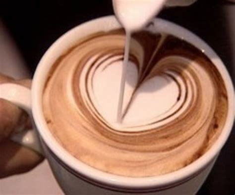 Cómo hacer dibujos en el café: latte art | Baristas ...
