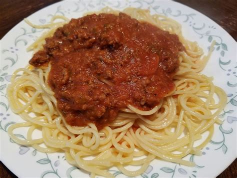 Como hacer Espaguettis con Salsa de carne molida | Puerto ...