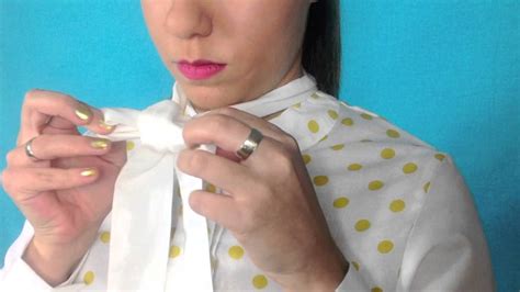 cómo hacer un moño para blusa con corbata   YouTube