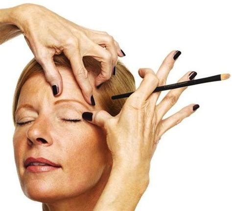 Cómo maquillarse después de los 50 años – Hondudiario