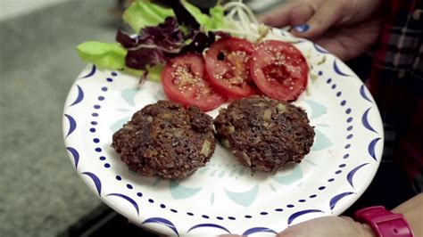 Cómo preparar hamburguesas de Carne al Horno   YouTube