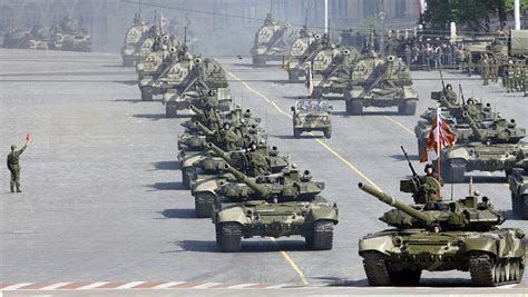 ¿Cómo se reforzará el Ejército ruso en 2015?   RT